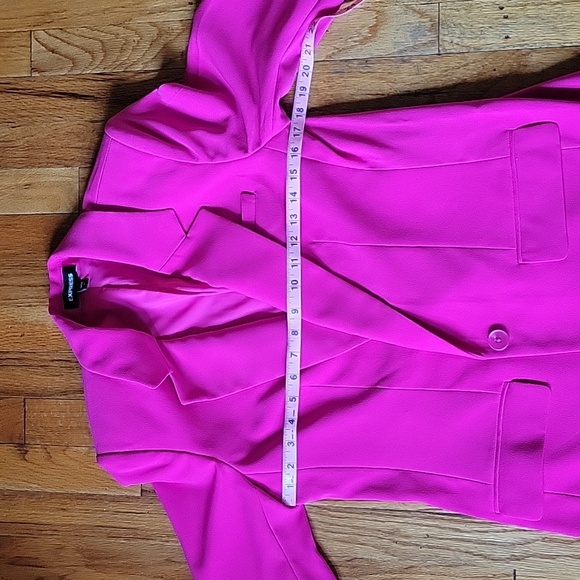 Express One Button Cinched Boyfriend Blazer - Picture 9 of 11